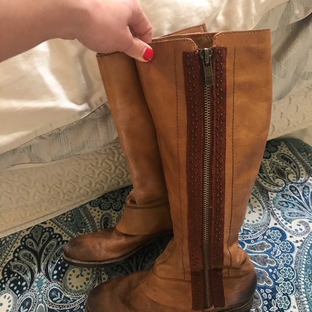 Vince Camuto boots